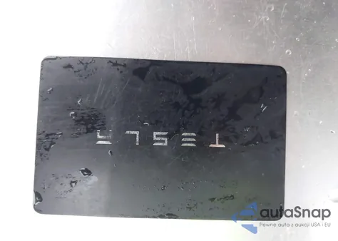 2022 Tesla Model Y Performance Dual Motor All-Wheel Drive z USA, uszkodzony, nr VIN 7SAYGDEF2NF405663